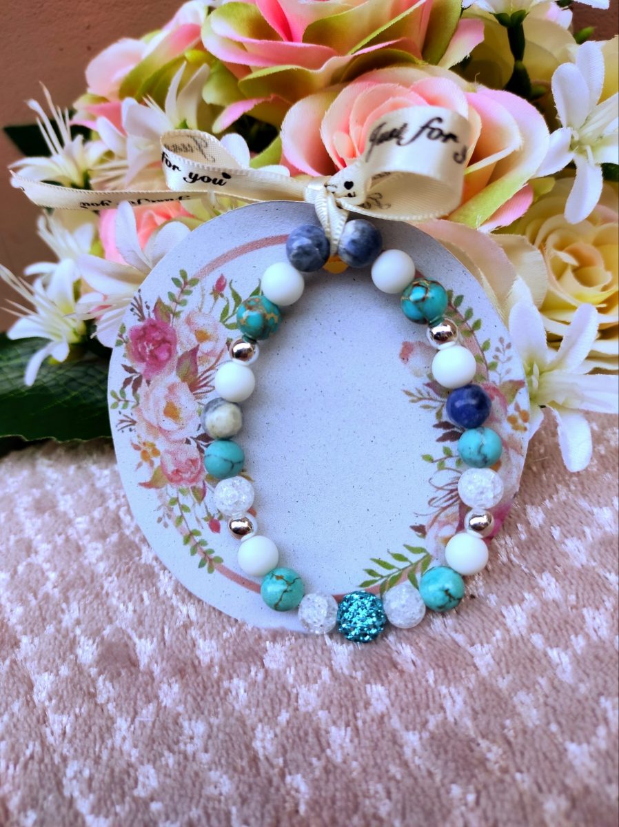 Kék csillogás ásvány karkötő